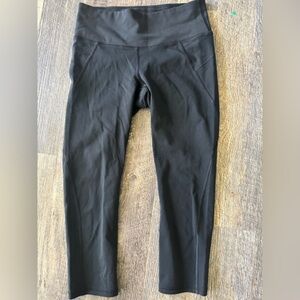 Athleta stride capri leggings black‎ Size Small Workout Athleisure